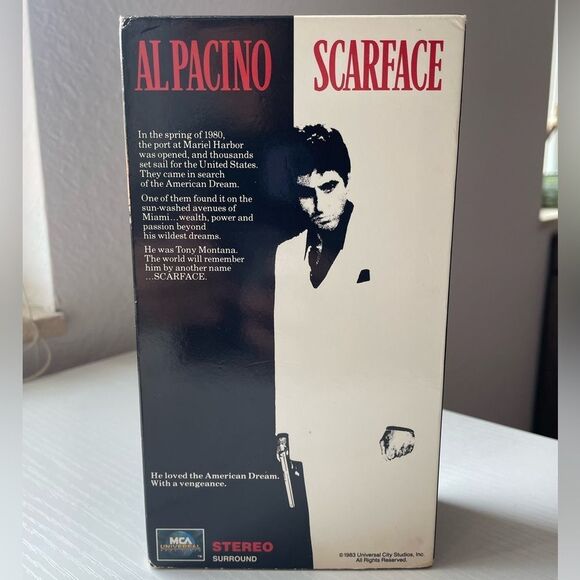 Vintage VHS Lot - Jurassic Park, Scarface, Wayne’s World - Picture 4 of 7